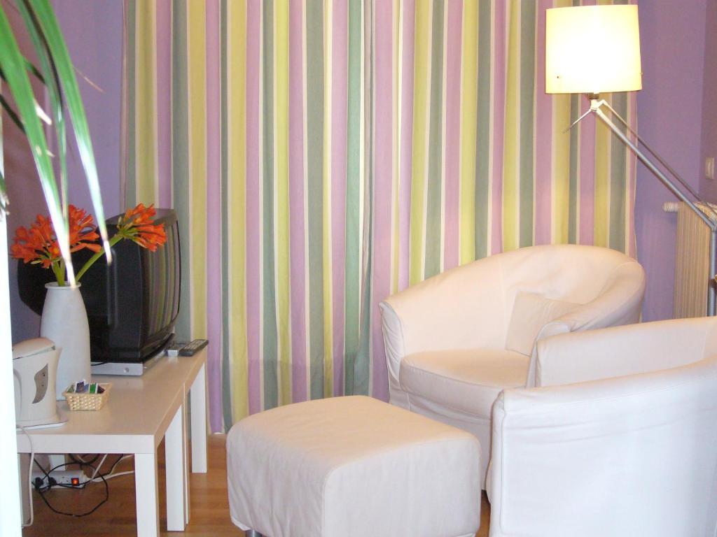 Hotel Rural Casa Roja Cadavedo Zimmer foto